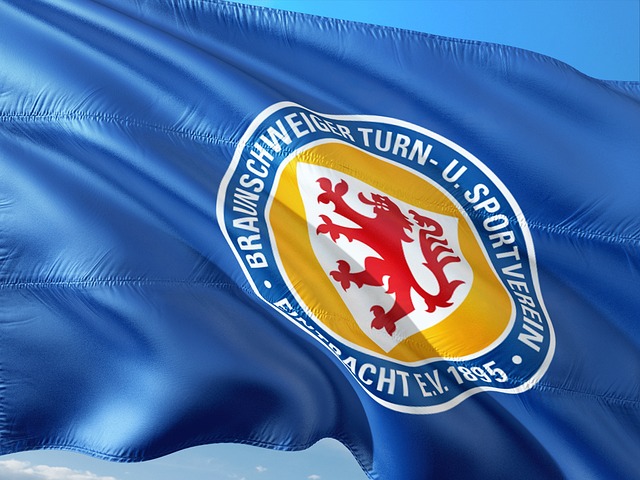 撼表现